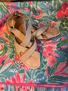 Donald Pliner Sandals